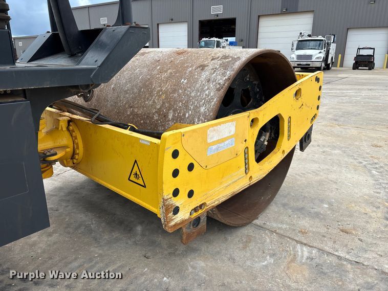image for item FG0417 2017 Bomag BW 213 DH-5 single drum vibratory roller