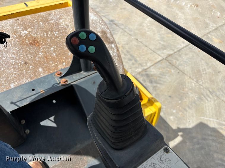 image for item FG0417 2017 Bomag BW 213 DH-5 single drum vibratory roller