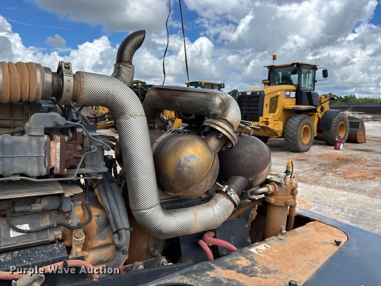 image for item FG0417 2017 Bomag BW 213 DH-5 single drum vibratory roller
