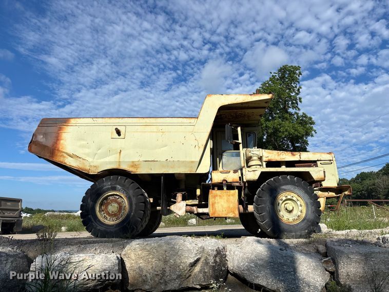 image for item FG0462 Euclid 215FD haul truck