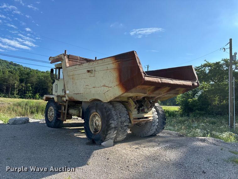 image for item FG0462 Euclid 215FD haul truck