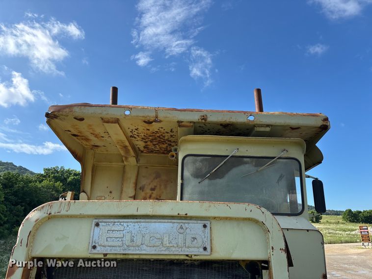 image for item FG0462 Euclid 215FD haul truck