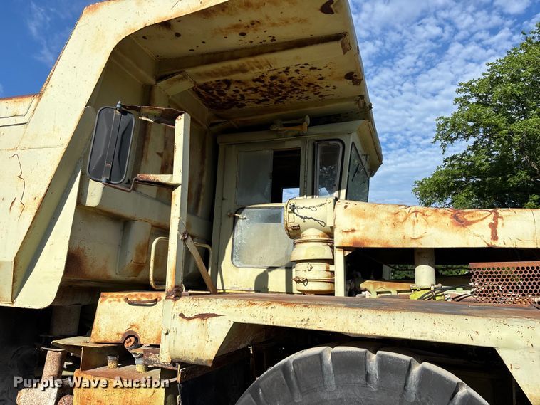 image for item FG0462 Euclid 215FD haul truck