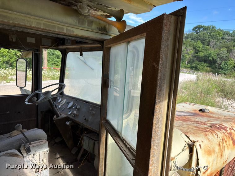 image for item FG0462 Euclid 215FD haul truck