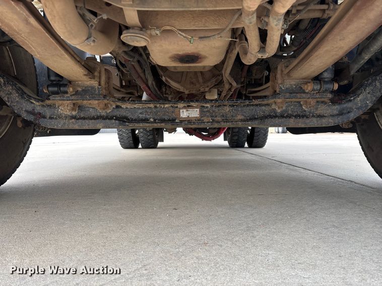 image for item FG0471 2016 International 4300 utility / service truck