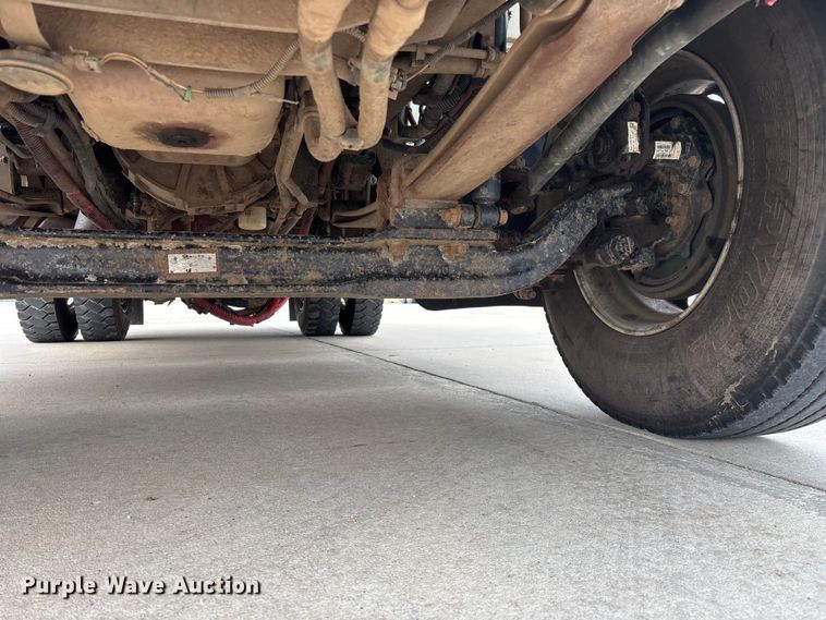 image for item FG0471 2016 International 4300 utility / service truck