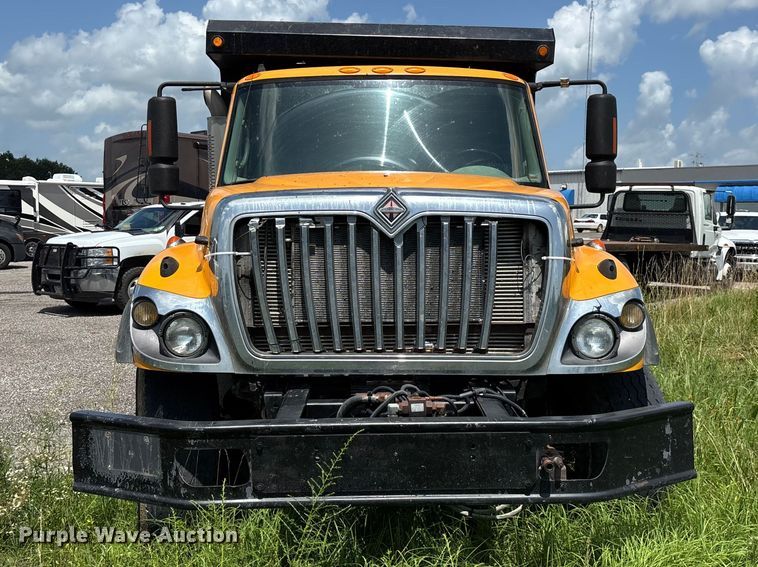 image for item FG0541 2009 International WorkStar 7500 dump truck