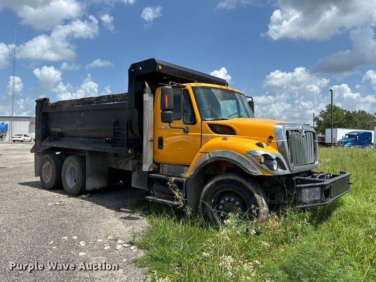image for item FG0541 2009 International WorkStar 7500 dump truck