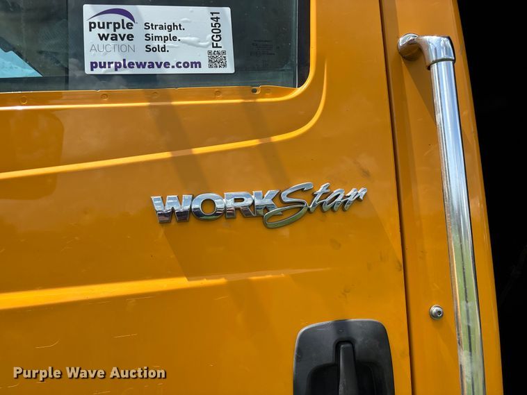 image for item FG0541 2009 International WorkStar 7500 dump truck