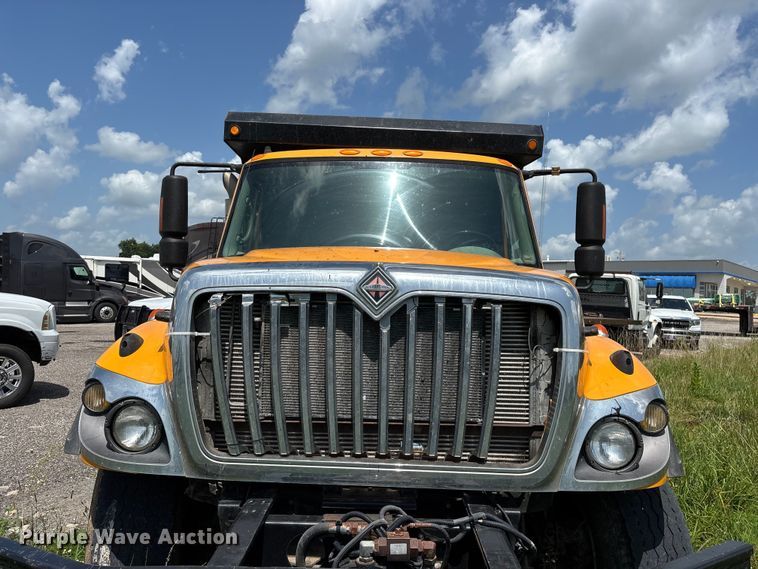 image for item FG0541 2009 International WorkStar 7500 dump truck