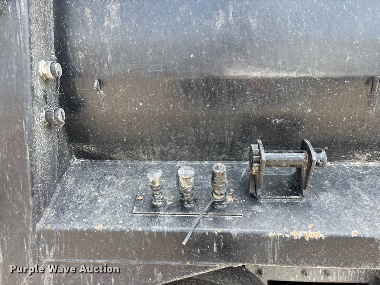 image for item FG0541 2009 International WorkStar 7500 dump truck