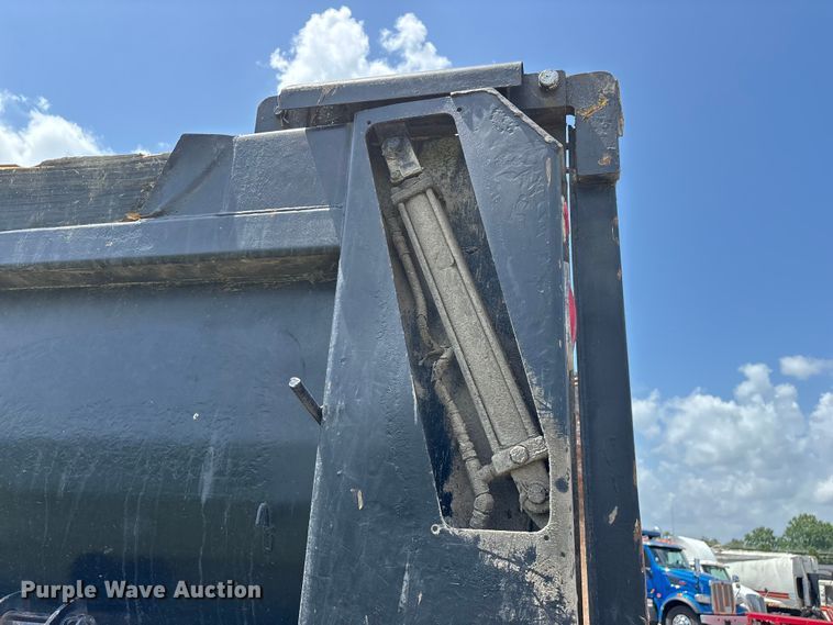 image for item FG0541 2009 International WorkStar 7500 dump truck