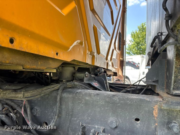image for item FG0541 2009 International WorkStar 7500 dump truck