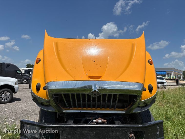 image for item FG0541 2009 International WorkStar 7500 dump truck