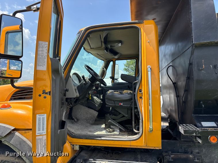 image for item FG0541 2009 International WorkStar 7500 dump truck