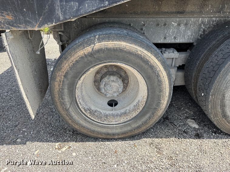 image for item FG0541 2009 International WorkStar 7500 dump truck