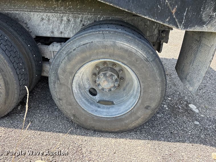 image for item FG0541 2009 International WorkStar 7500 dump truck