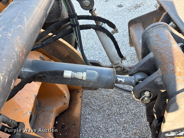 image for item FG0545 2010 Case 570MXT landscape tractor