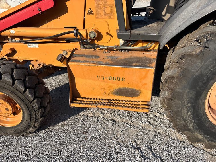 image for item FG0545 2010 Case 570MXT landscape tractor