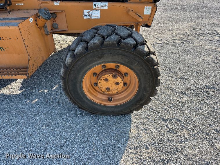 image for item FG0545 2010 Case 570MXT landscape tractor