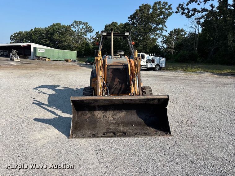 image for item FG0546 2007 Case 570MXT landscape tractor