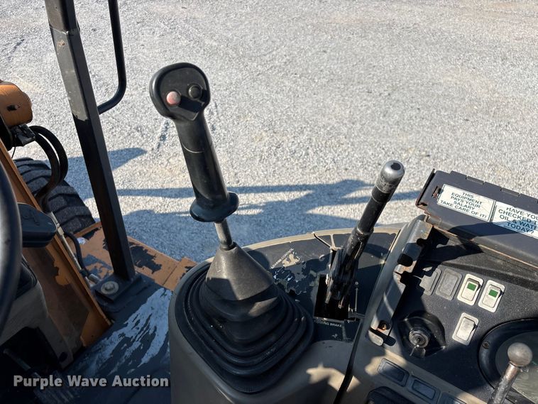 image for item FG0546 2007 Case 570MXT landscape tractor
