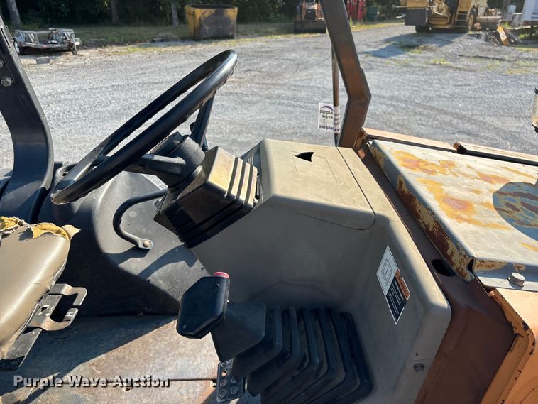 image for item FG0546 2007 Case 570MXT landscape tractor
