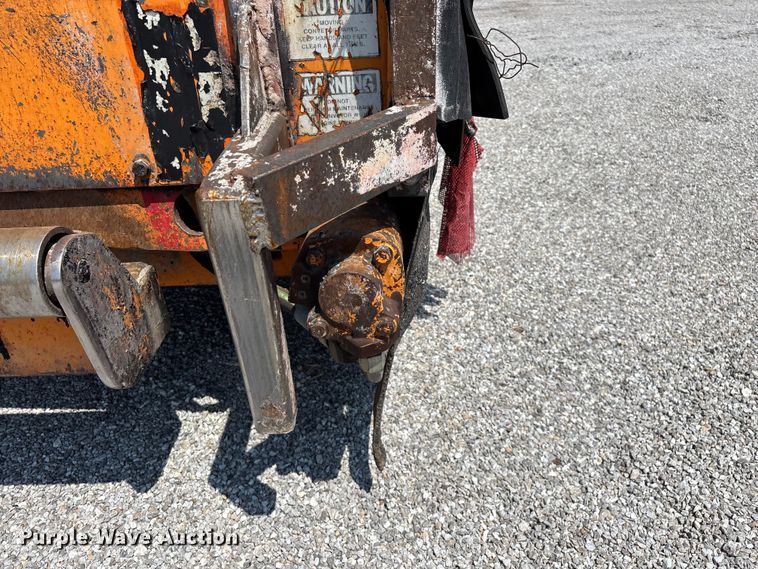 image for item FG0547 2005 Midland SPD-8 road widener