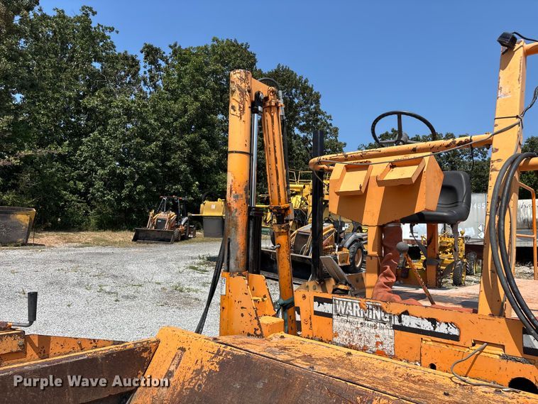 image for item FG0547 2005 Midland SPD-8 road widener
