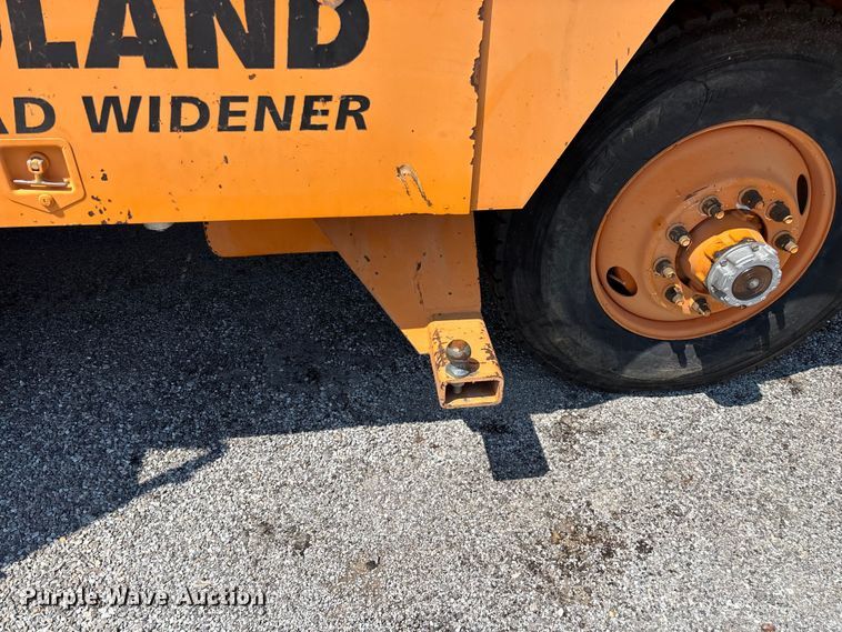 image for item FG0547 2005 Midland SPD-8 road widener