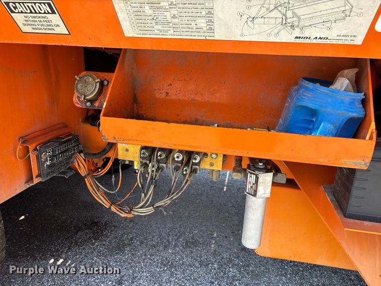 image for item FG0547 2005 Midland SPD-8 road widener
