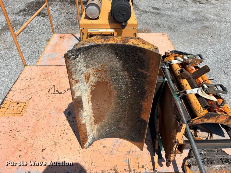 image for item FG0547 2005 Midland SPD-8 road widener
