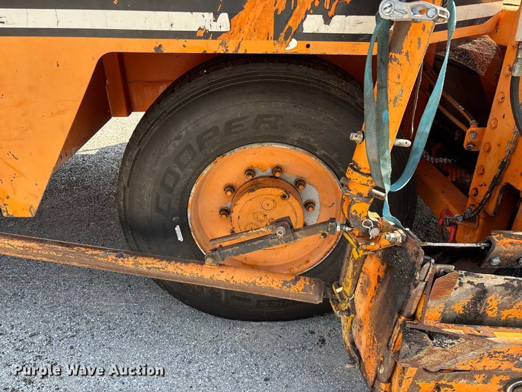 image for item FG0547 2005 Midland SPD-8 road widener