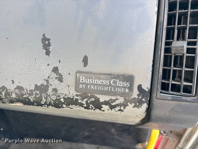image for item FG0548 1996 Freightliner Cascadia water truck