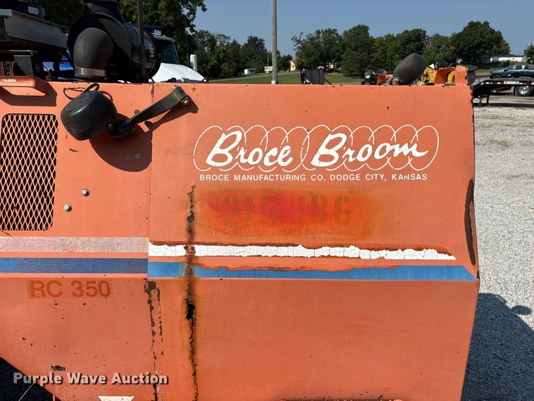 image for item FG0549 Broce RC 350 broom