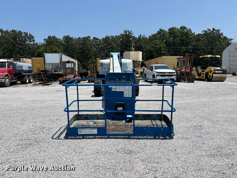 image for item FG0551 2002 Genie S65 boom lift