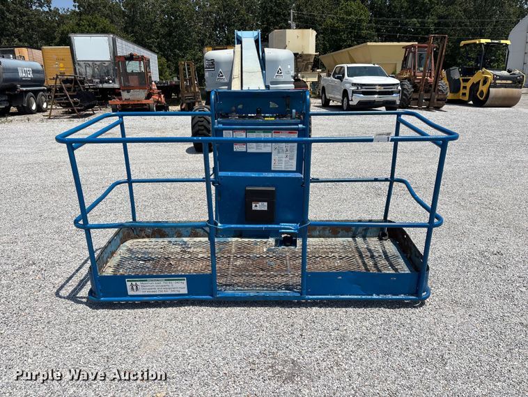 image for item FG0551 2002 Genie S65 boom lift