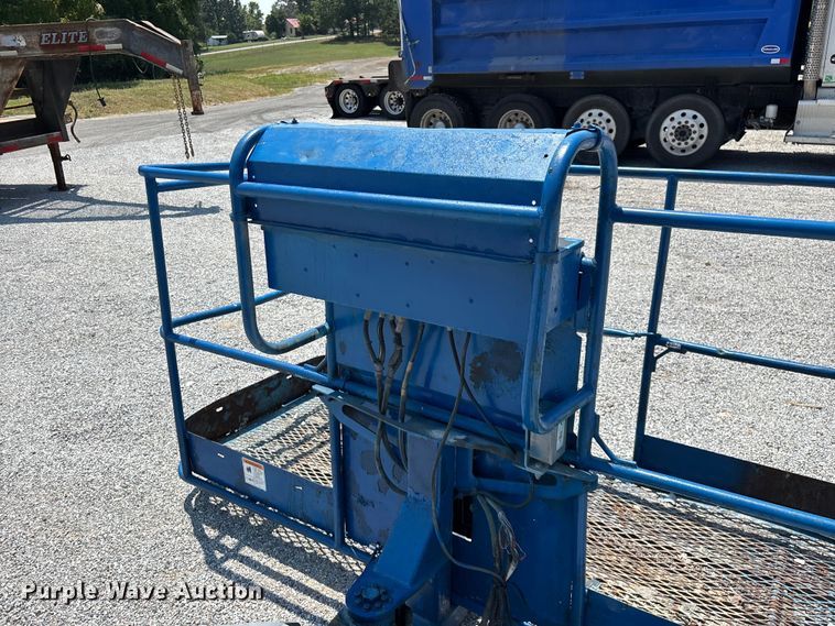 image for item FG0551 2002 Genie S65 boom lift