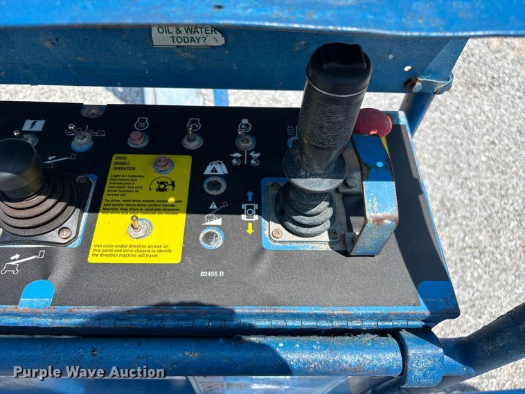 image for item FG0551 2002 Genie S65 boom lift