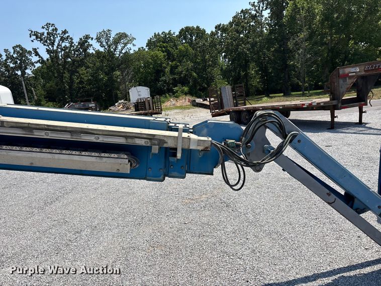 image for item FG0551 2002 Genie S65 boom lift