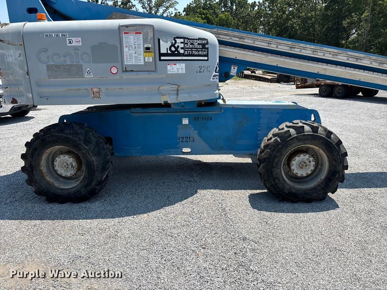 image for item FG0551 2002 Genie S65 boom lift