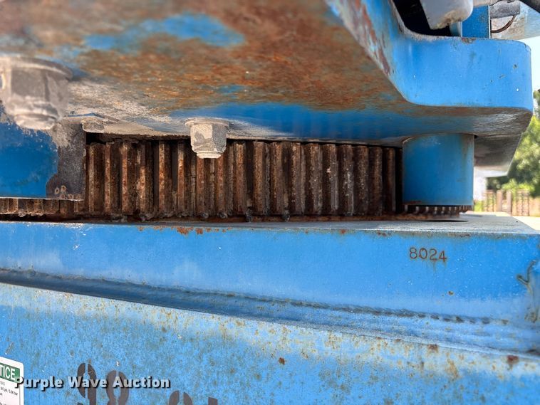 image for item FG0551 2002 Genie S65 boom lift