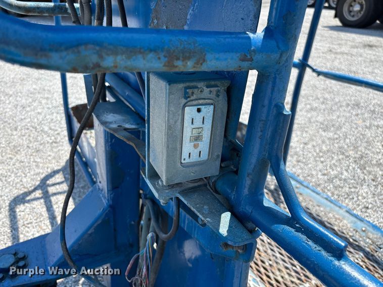 image for item FG0551 2002 Genie S65 boom lift