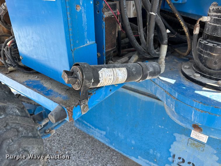 image for item FG0551 2002 Genie S65 boom lift