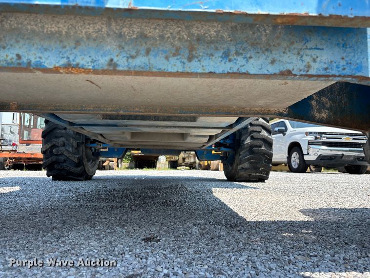 image for item FG0551 2002 Genie S65 boom lift