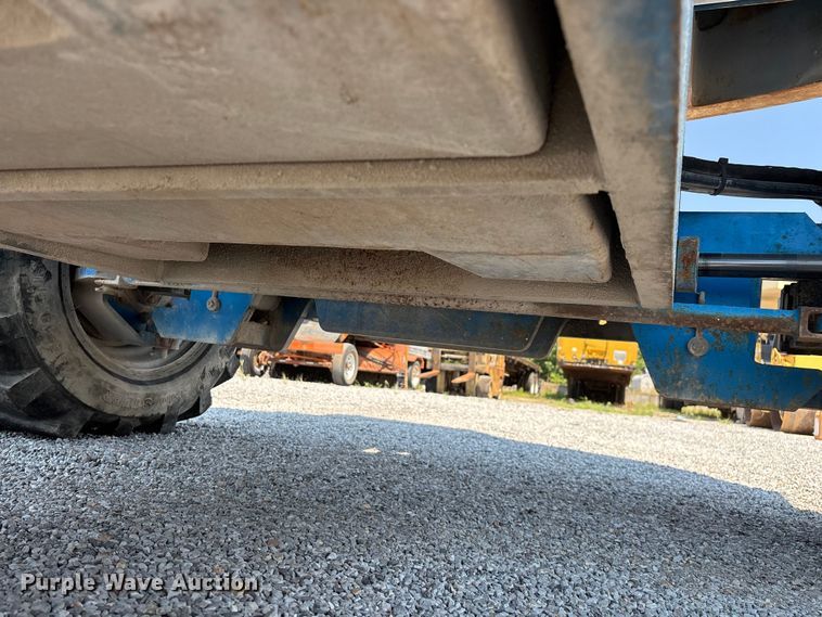 image for item FG0551 2002 Genie S65 boom lift