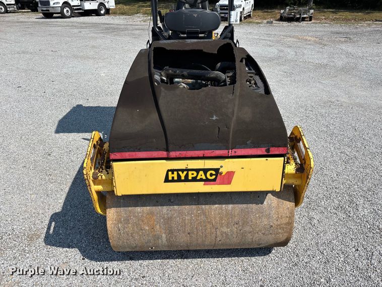 image for item FG0552 Hypac C747C double drum vibratory roller