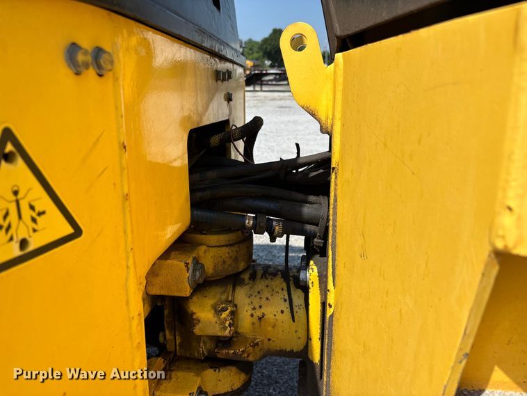 image for item FG0552 Hypac C747C double drum vibratory roller