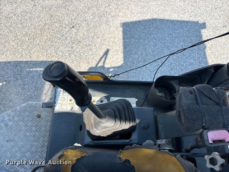 image for item FG0552 Hypac C747C double drum vibratory roller