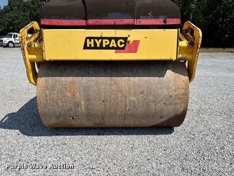 image for item FG0552 Hypac C747C double drum vibratory roller